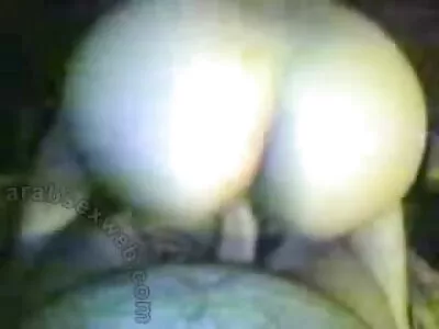 سواری 18 ساله اشلین سکس زوری خواهر لی با Butthole
