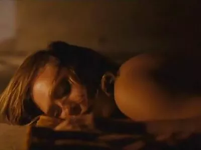 فیلم Fucking On A سکس زوری در باغ Boat (عشق داعش)