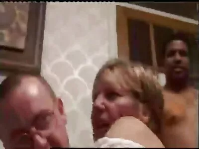 ویدیوی Pussy Petting (سلست سکس زوری با استار ، رایان رایانز)
