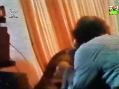 Big Title Blonde گربه خود را با فیلم سکسزوری Cum پر می کند (دارسی تایلر)